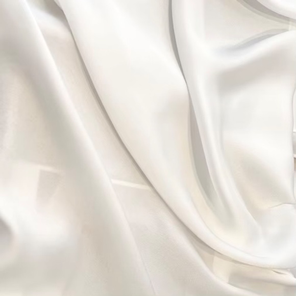 100% SILK White Shawl Scarf Wedding Large Satin Bridal Cover up Bridesmaid Wrap - Picture 9 of 10